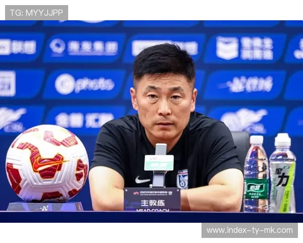 李国旭率大连英博收官，金牌球市奠定中超地位